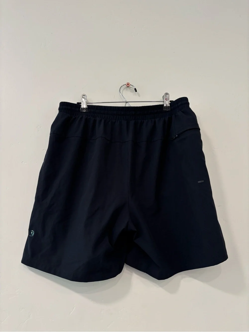 Lululemon Shorts Mens L Black New Year Relaxed Lined 7” Gym Running Swim